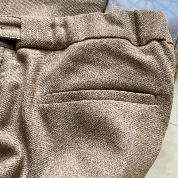 Banana Republic New with tags pants with elastic in back waist band. - Picture 7 of 10